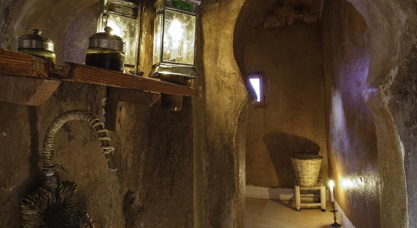 Kasbah Tebi Panzió Ajt Benhaddu Szoba fotó