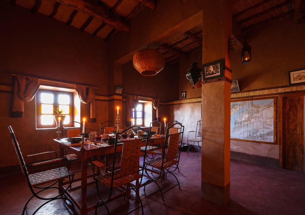 Kasbah Tebi Panzió Ajt Benhaddu Kültér fotó