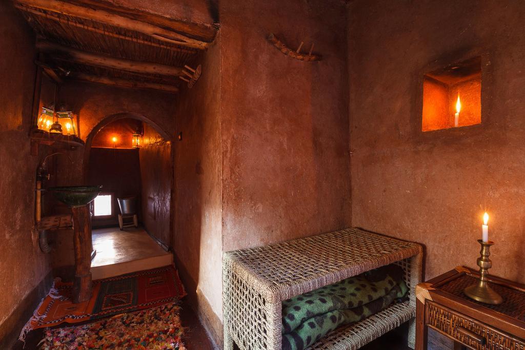 Kasbah Tebi Panzió Ajt Benhaddu Kültér fotó