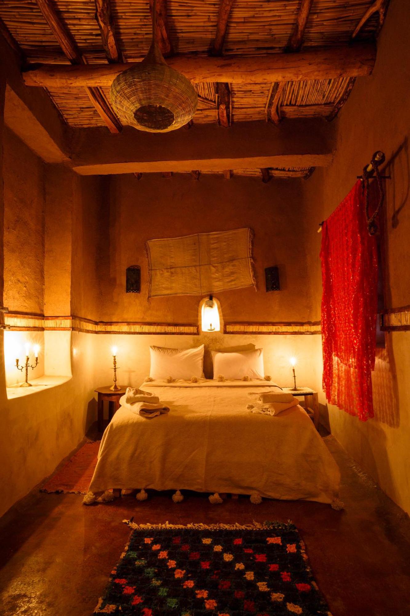 Kasbah Tebi Panzió Ajt Benhaddu Kültér fotó