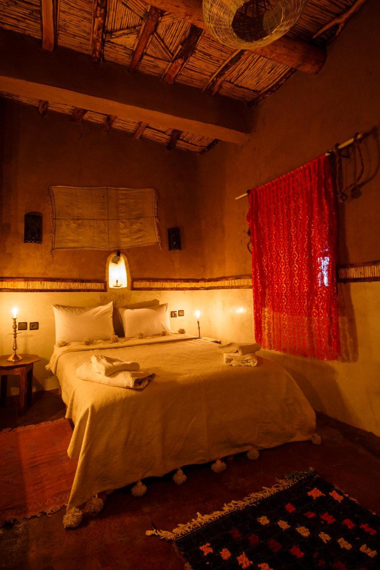 Kasbah Tebi Panzió Ajt Benhaddu Kültér fotó