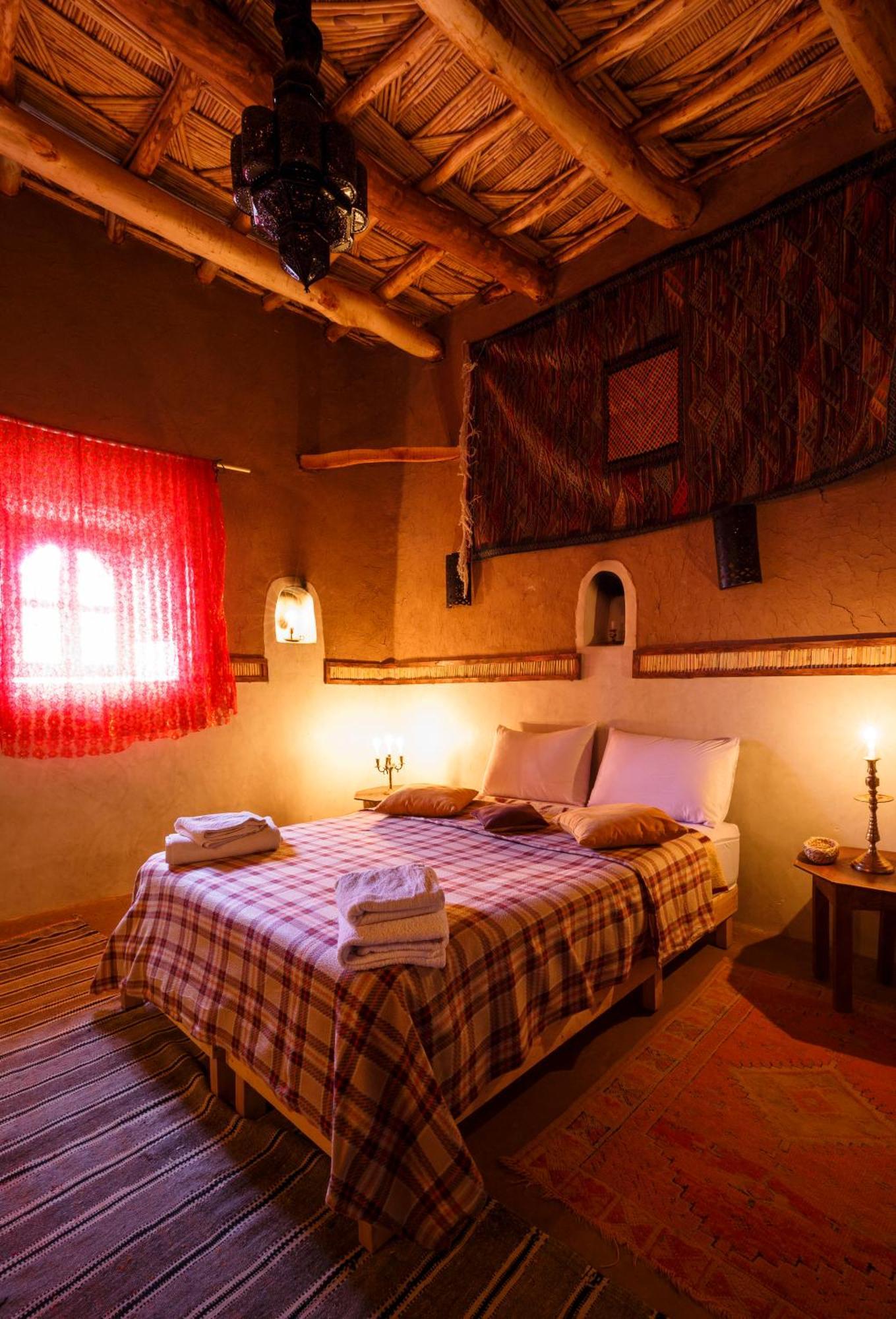 Kasbah Tebi Panzió Ajt Benhaddu Kültér fotó