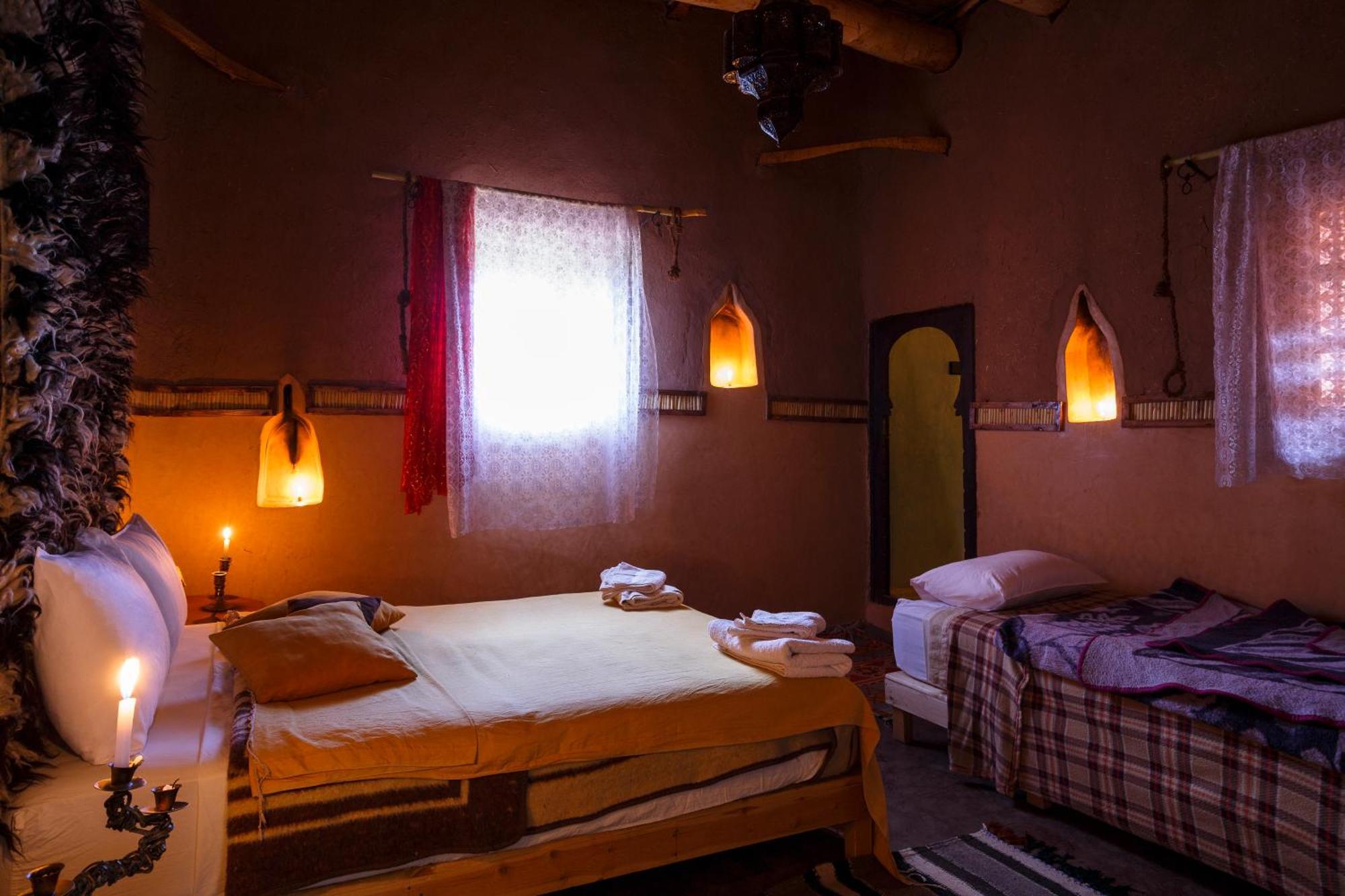Kasbah Tebi Panzió Ajt Benhaddu Kültér fotó