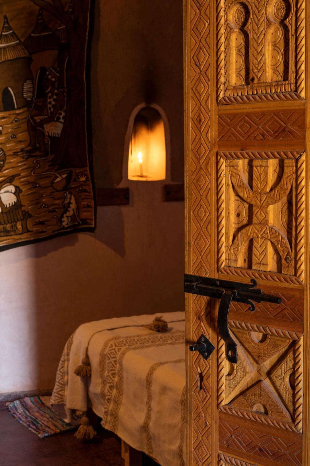 Kasbah Tebi Panzió Ajt Benhaddu Kültér fotó