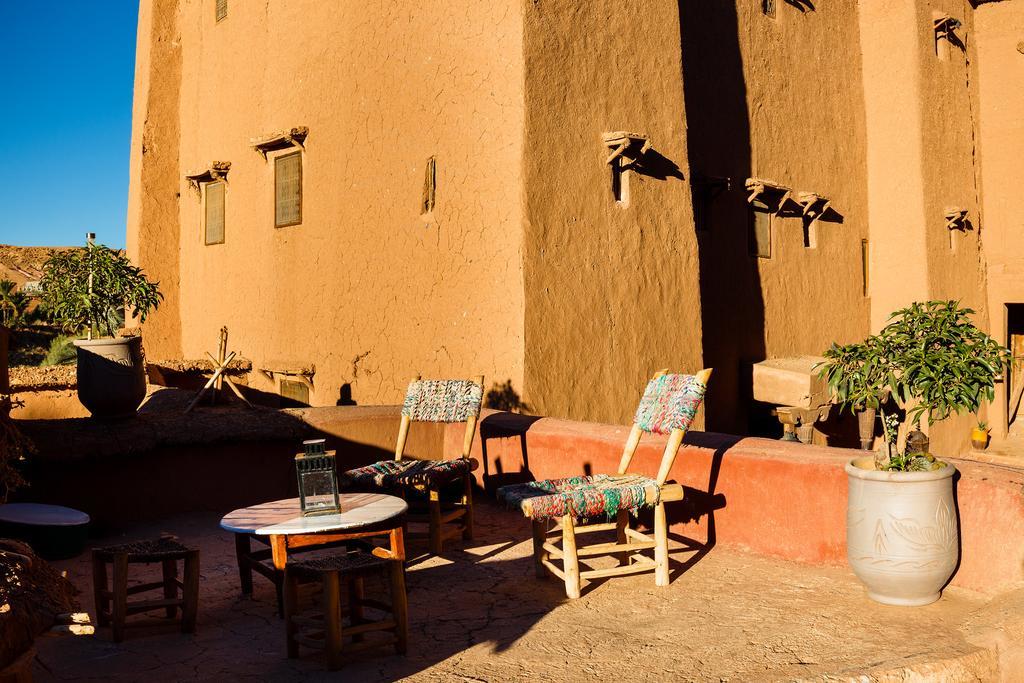 Kasbah Tebi Panzió Ajt Benhaddu Kültér fotó