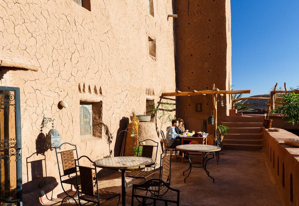 Kasbah Tebi Panzió Ajt Benhaddu Kültér fotó