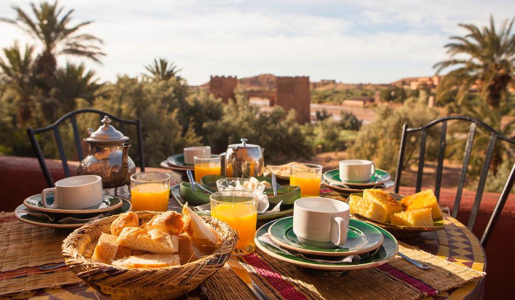 Kasbah Tebi Panzió Ajt Benhaddu Kültér fotó